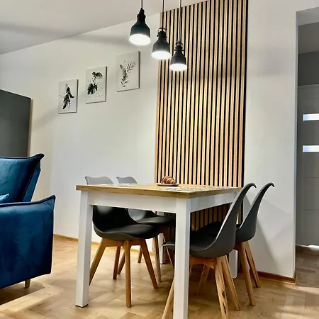 Blue Zone With Parking, Balcony And Garden Apartment Krakow