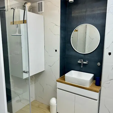Blue Zone With Free Parking, Balcony And Garden * Krakow