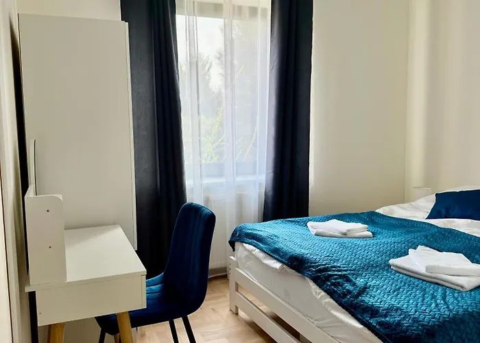 Blue Zone With Free Parking, Balcony And Garden Cracovia
