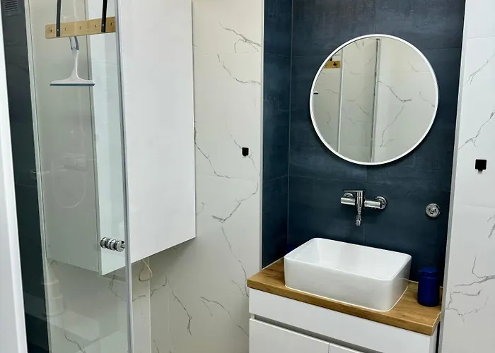 Blue Zone With Free Parking, Balcony And Garden * Cracovia