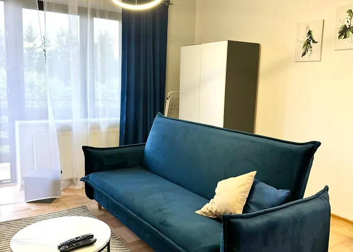 Blue Zone With Free Parking, Balcony And Garden Appartamento Cracovia